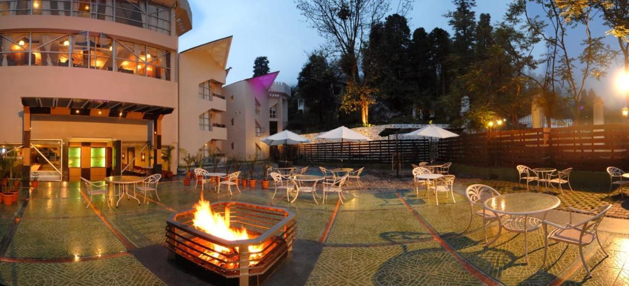 Hotel Arif Castle, ناينيتال المظهر الخارجي الصورة
