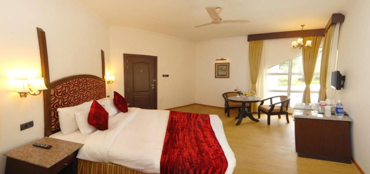 Hotel Arif Castle, ناينيتال المظهر الخارجي الصورة