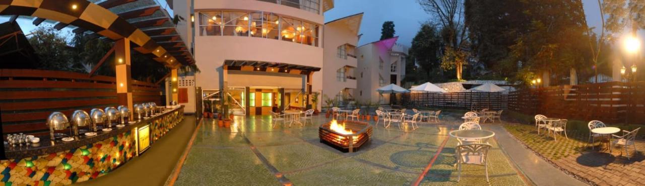 Hotel Arif Castle, ناينيتال المظهر الخارجي الصورة